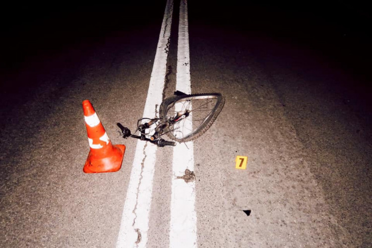 Прикарпатець під кайфом вбив на дорозі велосипедиста