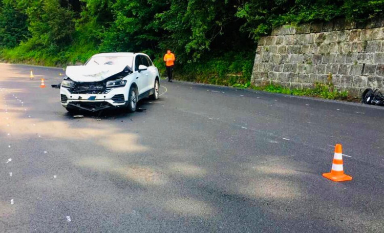 В Яремче п’яний водій влетів у мотоцикл