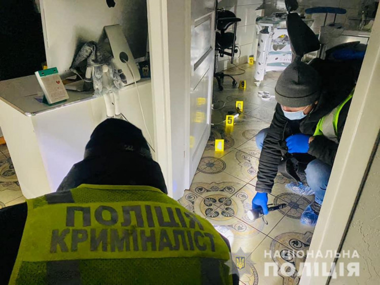 На Прикарпатье проводится полицейская спецоперация по розыску киллера.